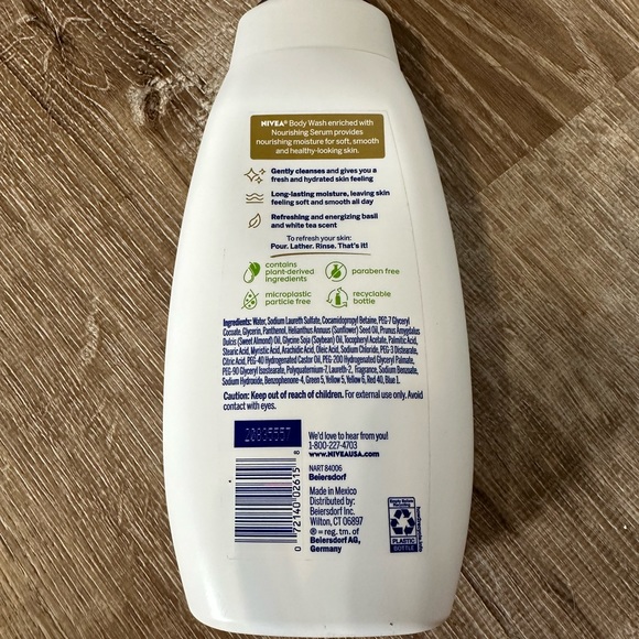 Nivea Body Wash & Scented Candle, Never Used - Picture 3 of 7